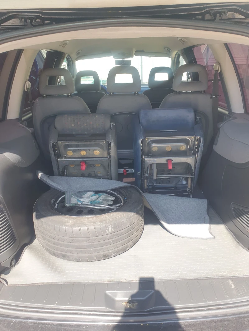 Ford Galaxy Gaz benzin 2, 3 avtomatik, снимка 9 - Автомобили и джипове - 52313393