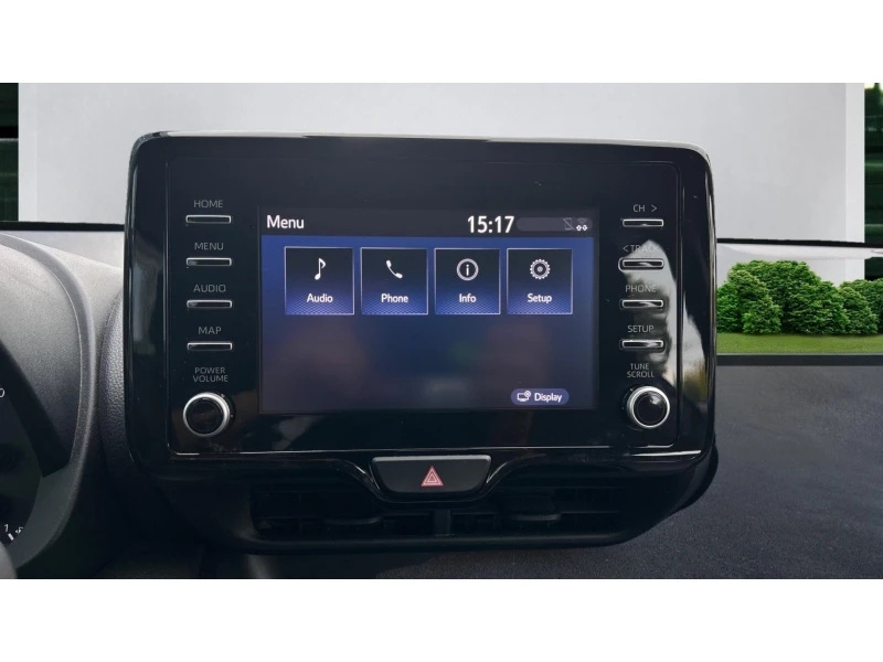 Toyota Yaris Месечна вноска от 380 лв., снимка 15 - Автомобили и джипове - 52103937