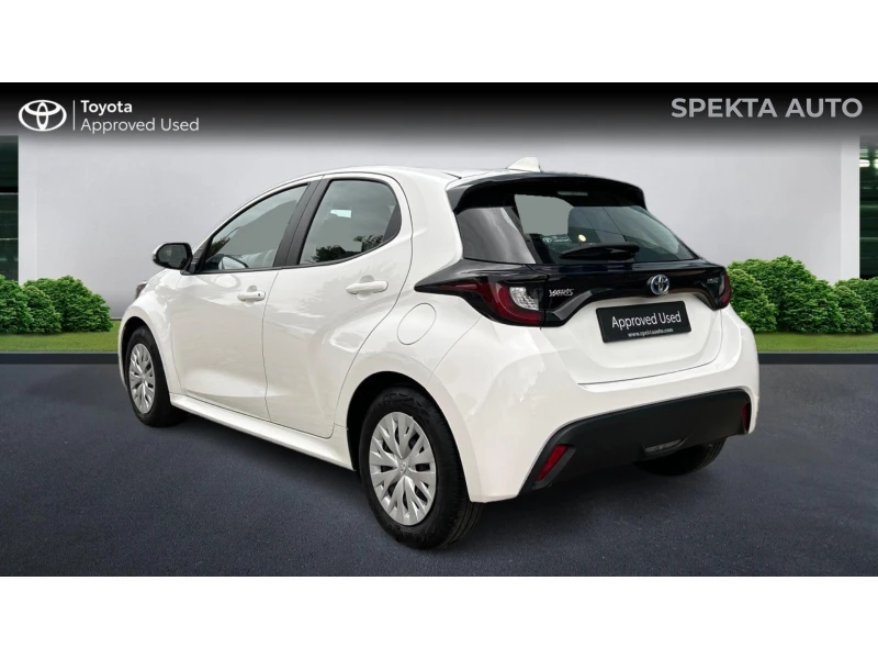 Toyota Yaris Месечна вноска от 380 лв., снимка 2 - Автомобили и джипове - 52103937