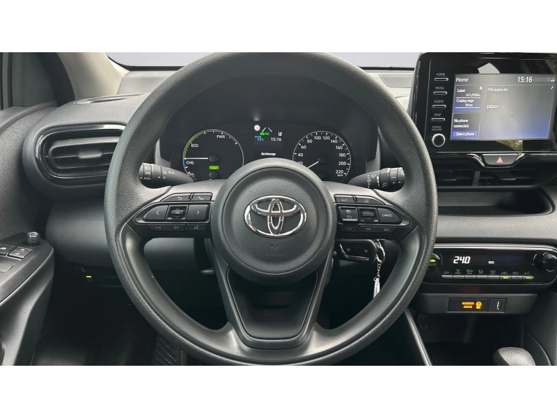 Toyota Yaris Месечна вноска от 380 лв., снимка 9 - Автомобили и джипове - 52103937