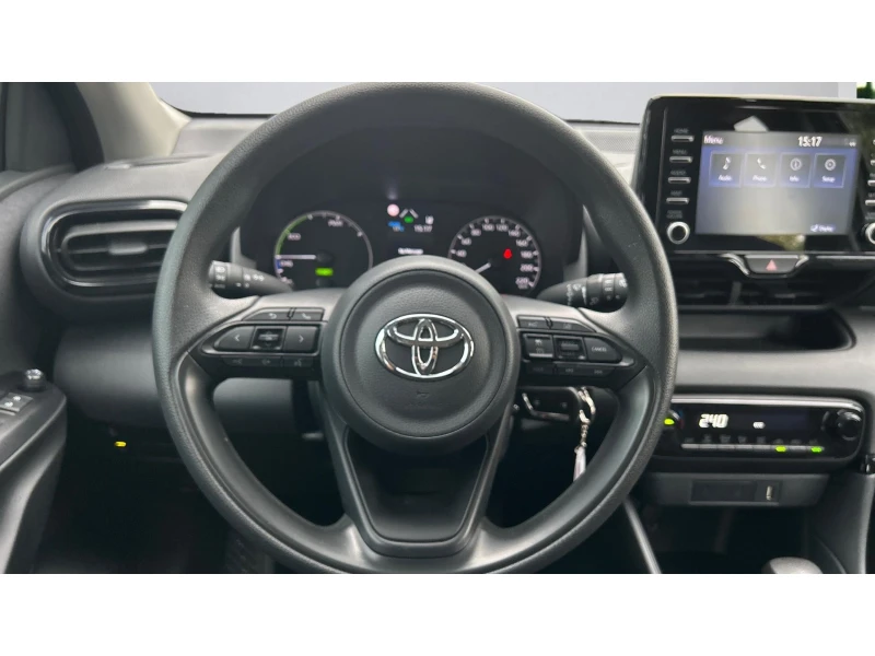 Toyota Yaris Месечна вноска от 380 лв., снимка 13 - Автомобили и джипове - 52103937