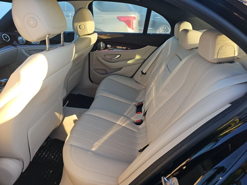 Mercedes-Benz E 300, снимка 9 - Автомобили и джипове - 52485726