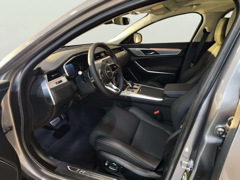 Jaguar Xf 2.0, снимка 8 - Автомобили и джипове - 52517261