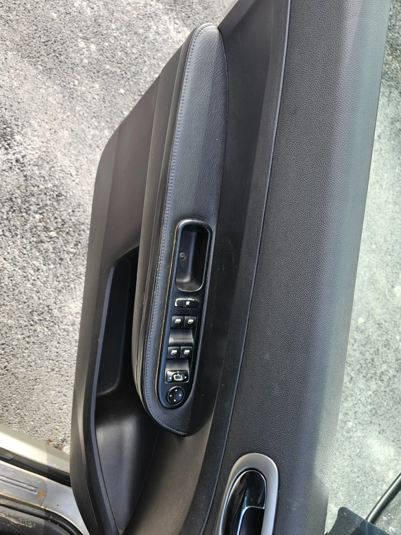 Peugeot 307 2.0i GPL, снимка 6 - Автомобили и джипове - 52692372