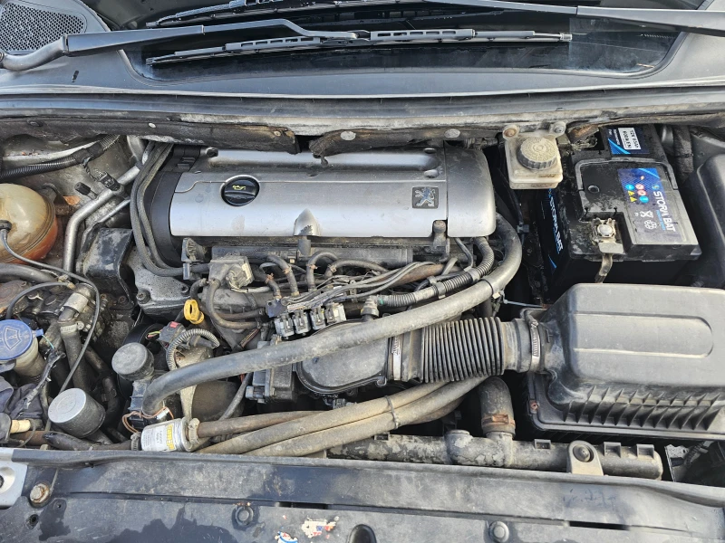 Peugeot 307 2.0i GPL, снимка 15 - Автомобили и джипове - 52692372