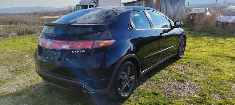 Honda Civic 2.2-140к.с, снимка 5 - Автомобили и джипове - 52816602