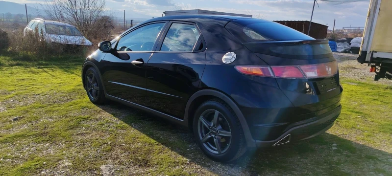 Honda Civic 2.2-140к.с, снимка 7 - Автомобили и джипове - 52816602