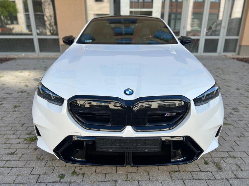 BMW M5 4.4 Hybrid xDrive, снимка 2 - Автомобили и джипове - 52877630