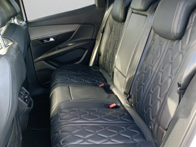 Peugeot 3008 NEW GT 1.6 PHEV 4WD 300 е-EAT8 EURO 6, снимка 11 - Автомобили и джипове - 53076568