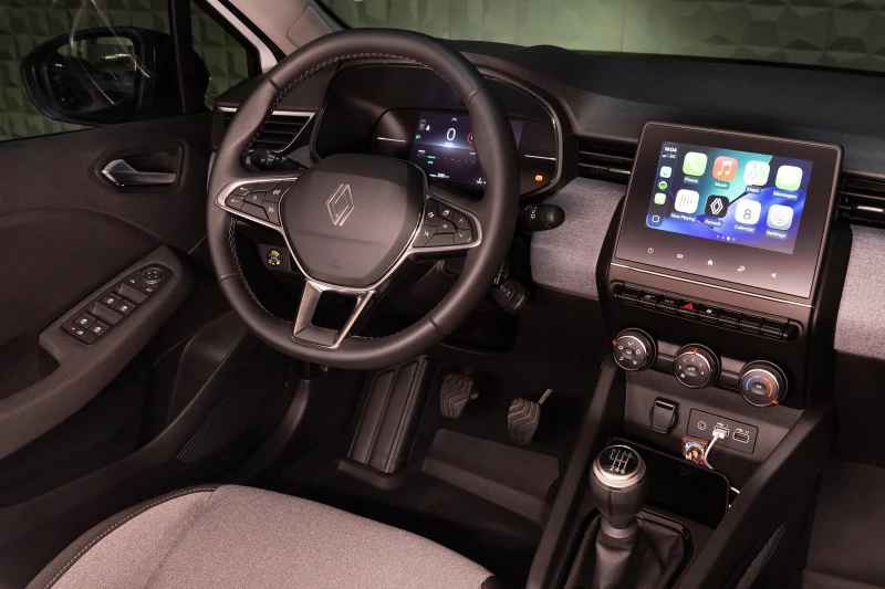 Renault Clio Фабрична газ * ГАРАНЦИЯ * Apple Car Play/Android a, снимка 11 - Автомобили и джипове - 53088084