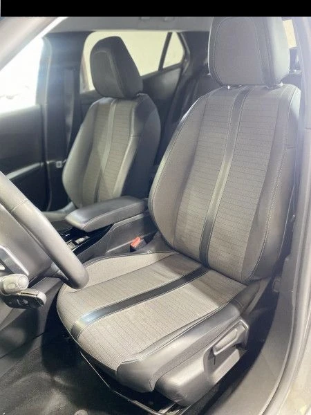 Peugeot 2008 1.5BLUE HDI ALLURE EAT8 131 - изображение 4