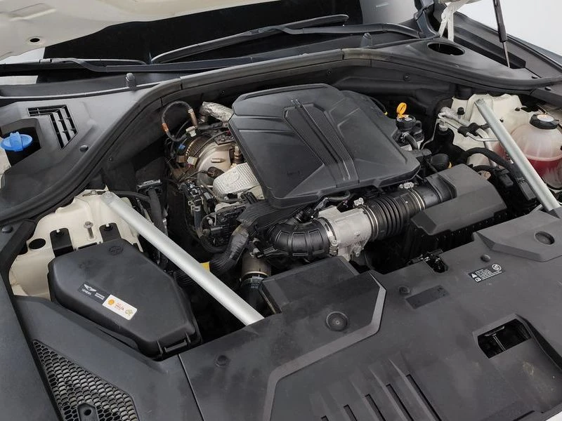 Genesis GV70 2.2 Diesel AWD| 202к.с.| ВКЛ.ТЕХНОТЕСТ, снимка 6 - Автомобили и джипове - 55637957