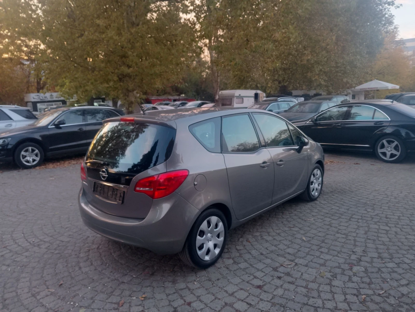 Opel Meriva 1.4-101ps-ITALIA - изображение 4