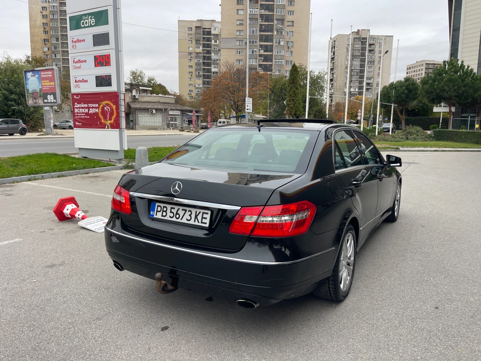 Mercedes-Benz E 350  - изображение 3