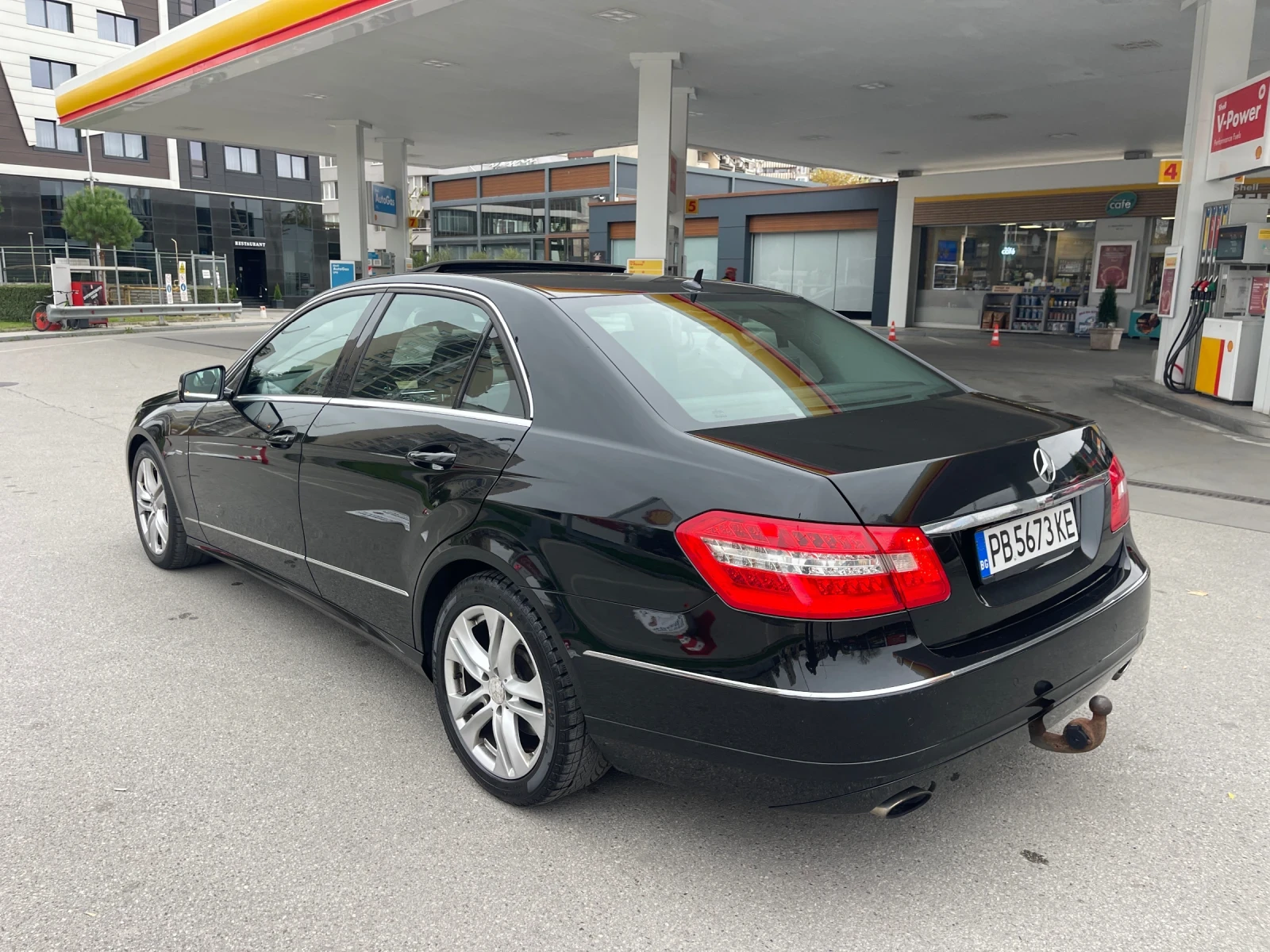 Mercedes-Benz E 350  - изображение 5