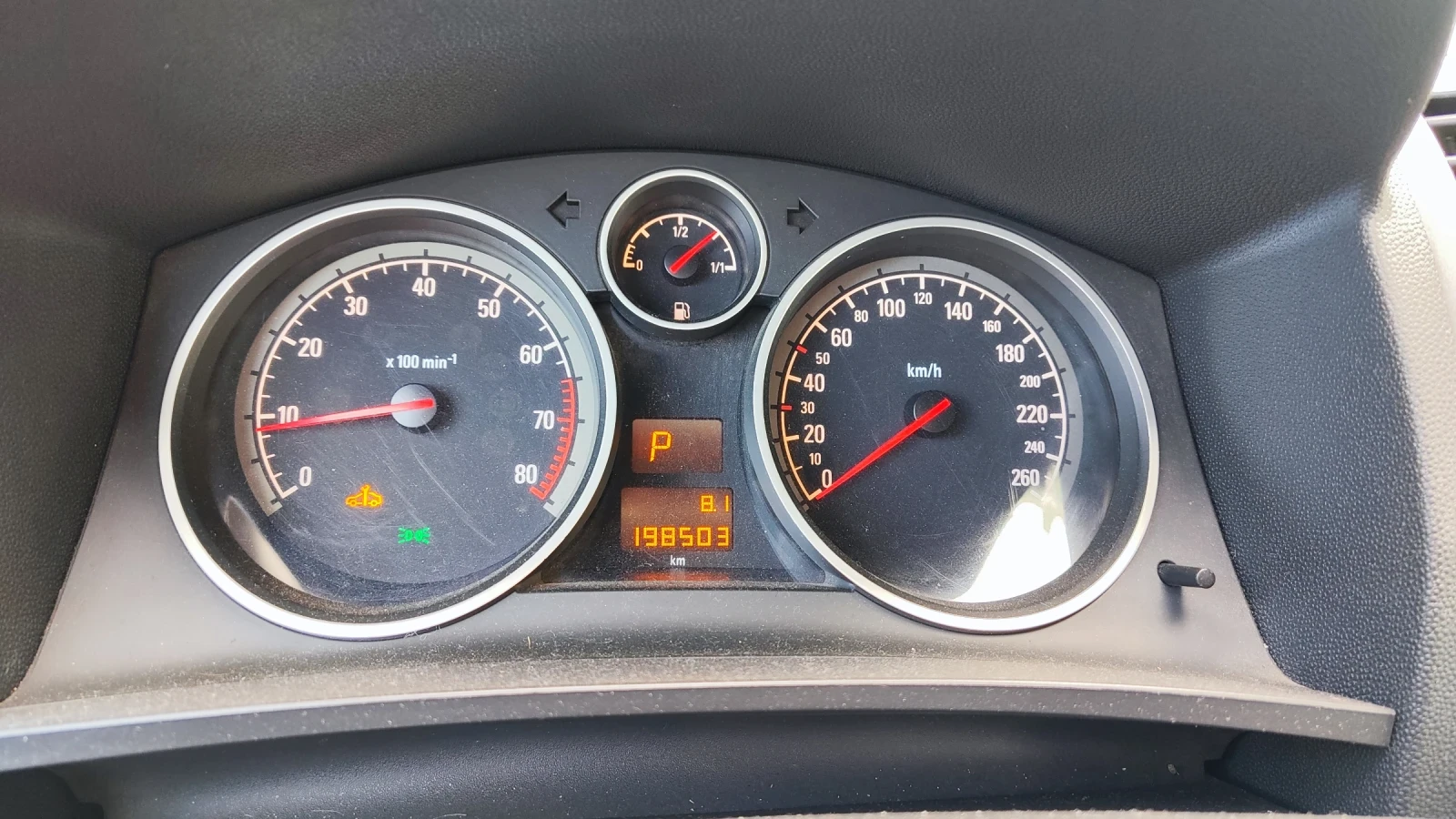 Opel Zafira 2.2 Direct - изображение 10