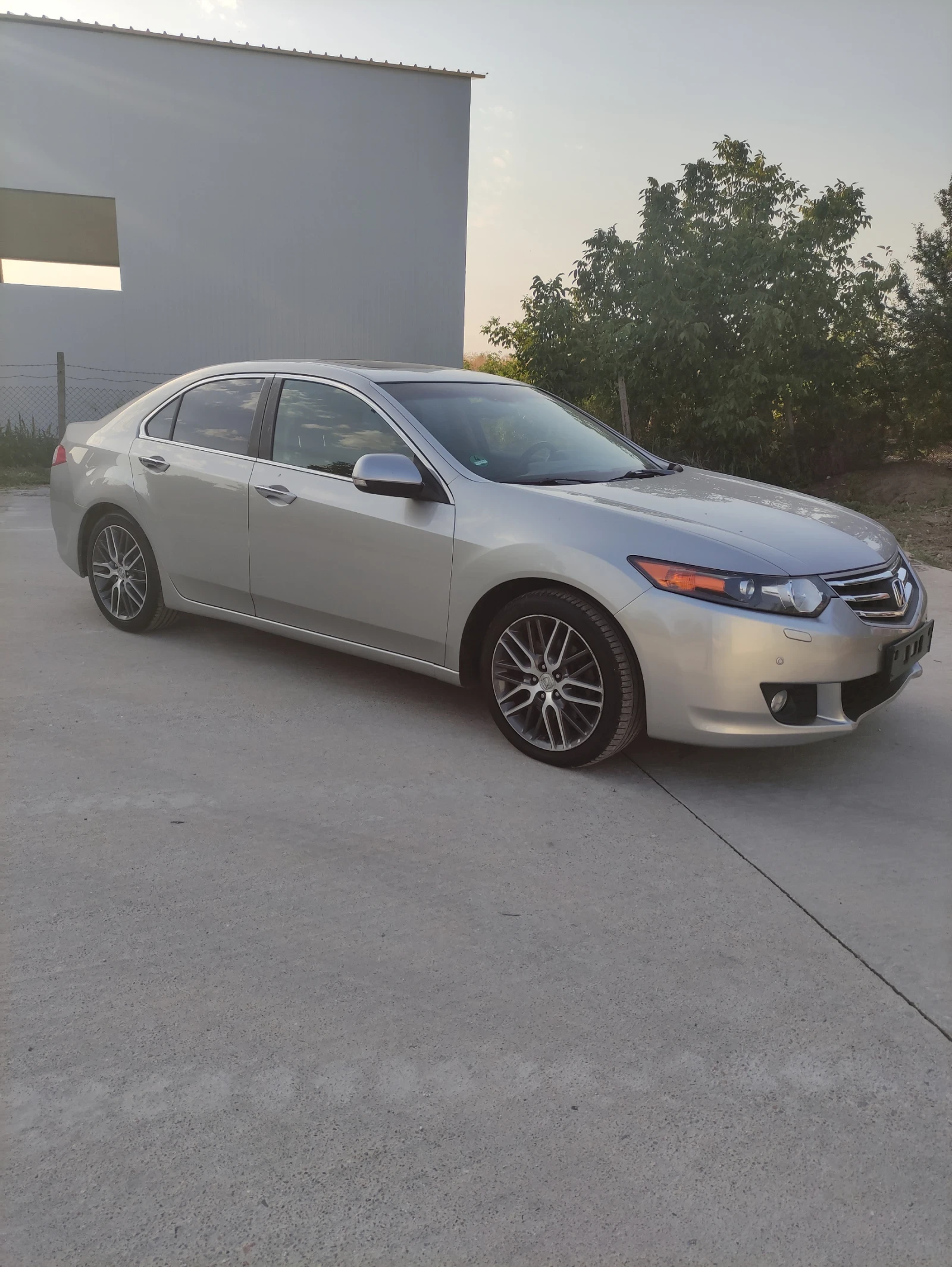 Honda Accord 2.4 AUT 155х.км LPG - изображение 3