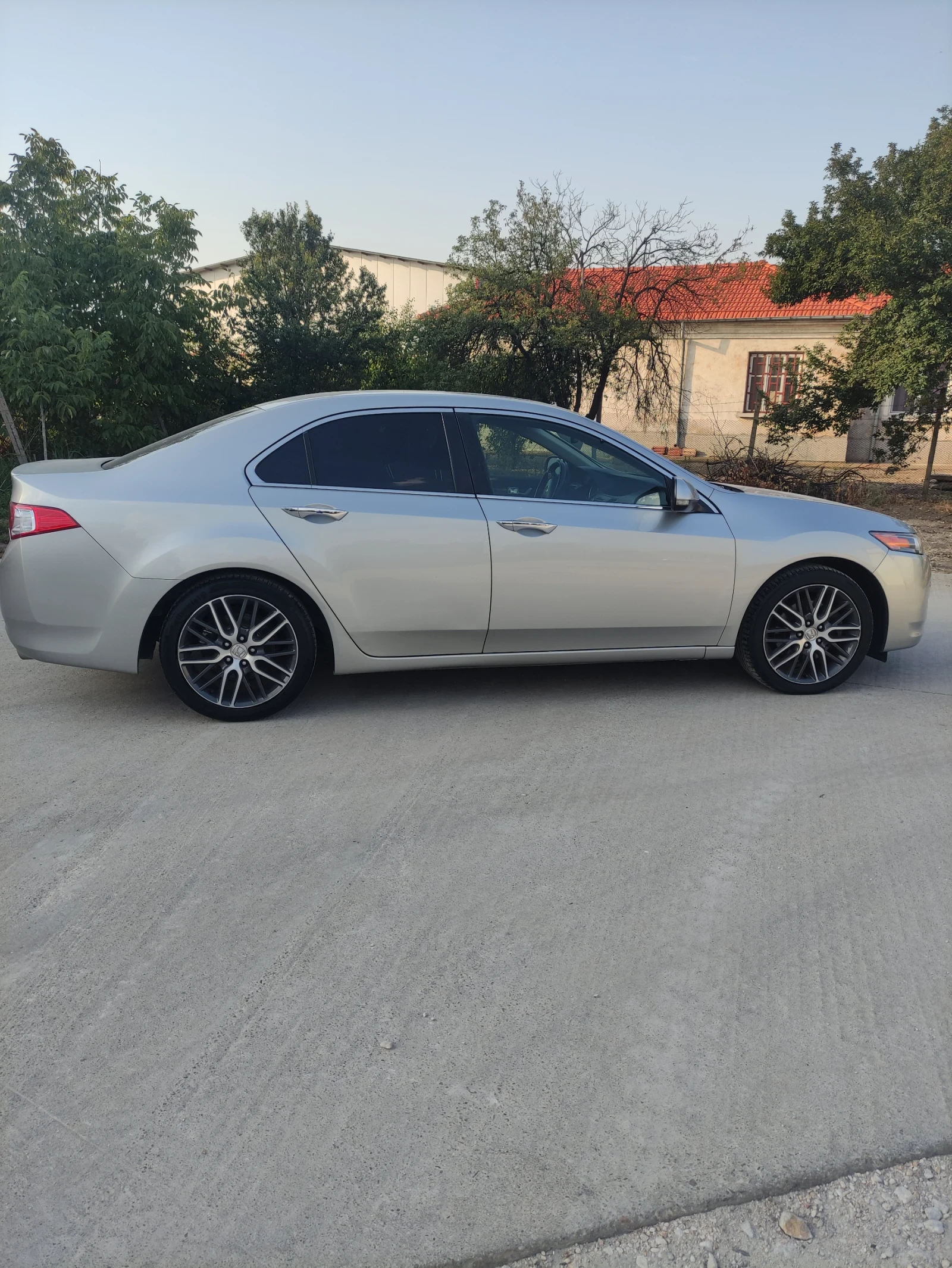 Honda Accord 2.4 AUT 155х.км LPG - изображение 4