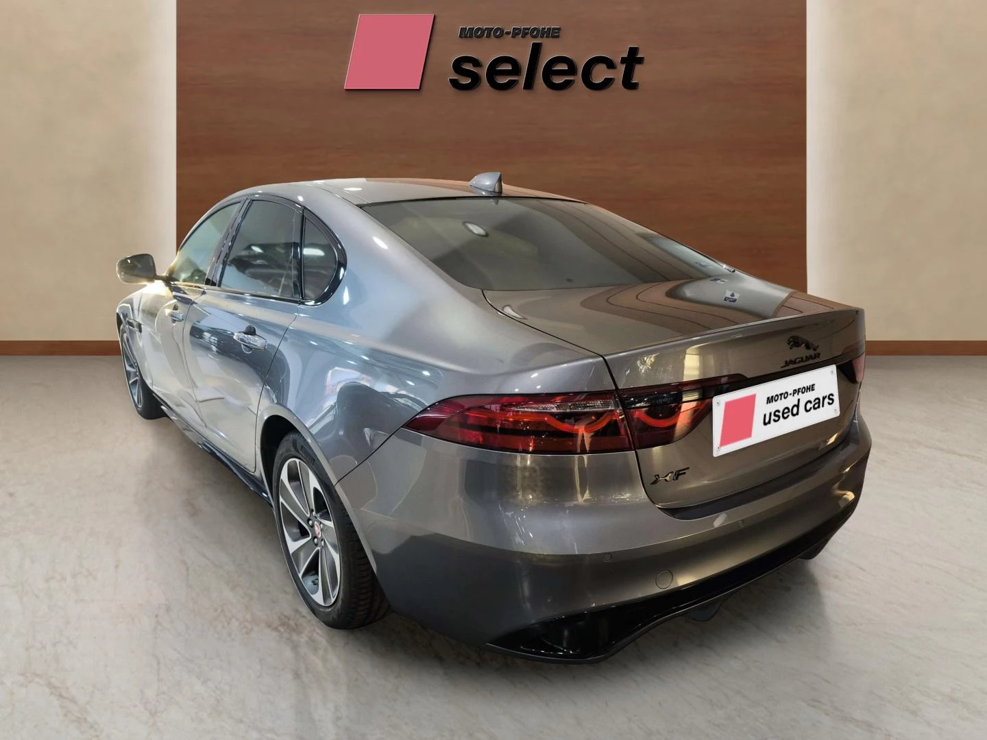 Jaguar Xf 2.0 - изображение 2