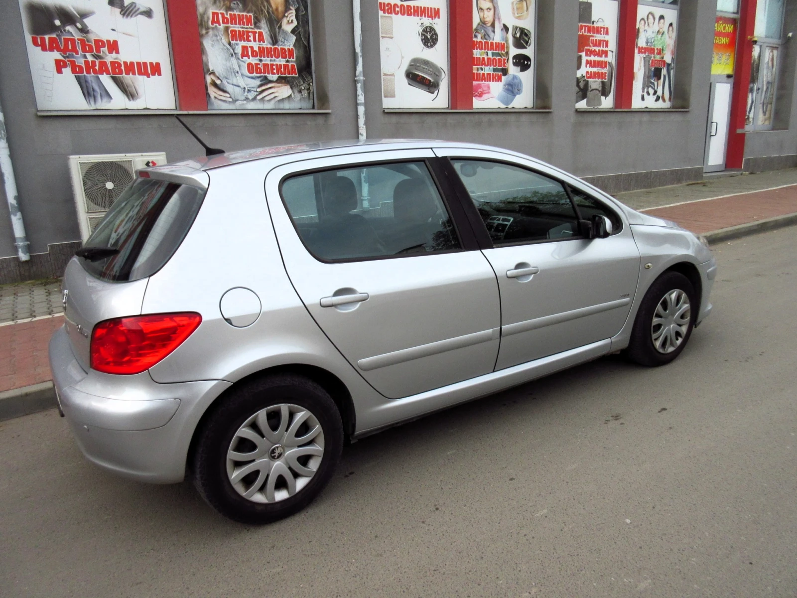 Peugeot 307 1.6HDI Facelift - изображение 4