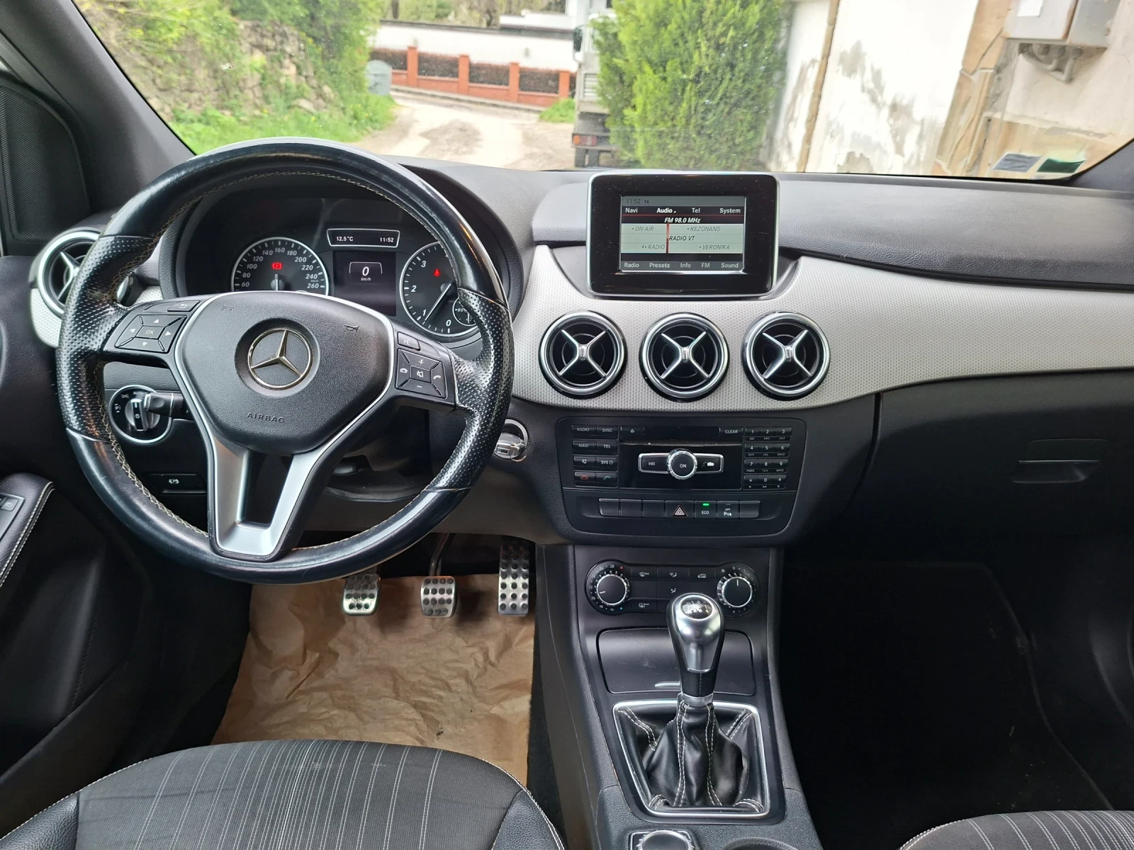 Mercedes-Benz B 200 1.8, снимка 8 - Автомобили и джипове - 53436482