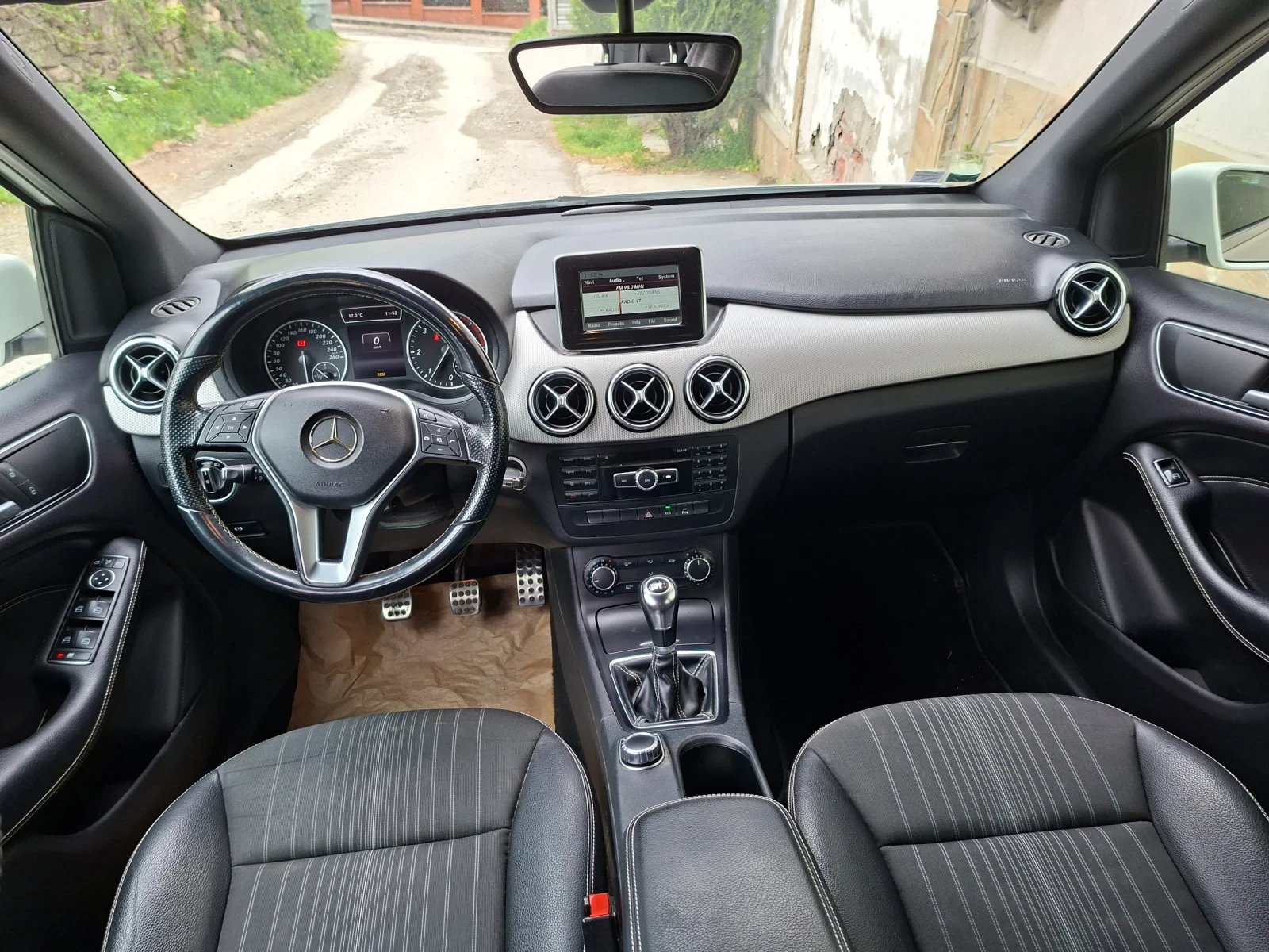 Mercedes-Benz B 200 1.8, снимка 7 - Автомобили и джипове - 53436482