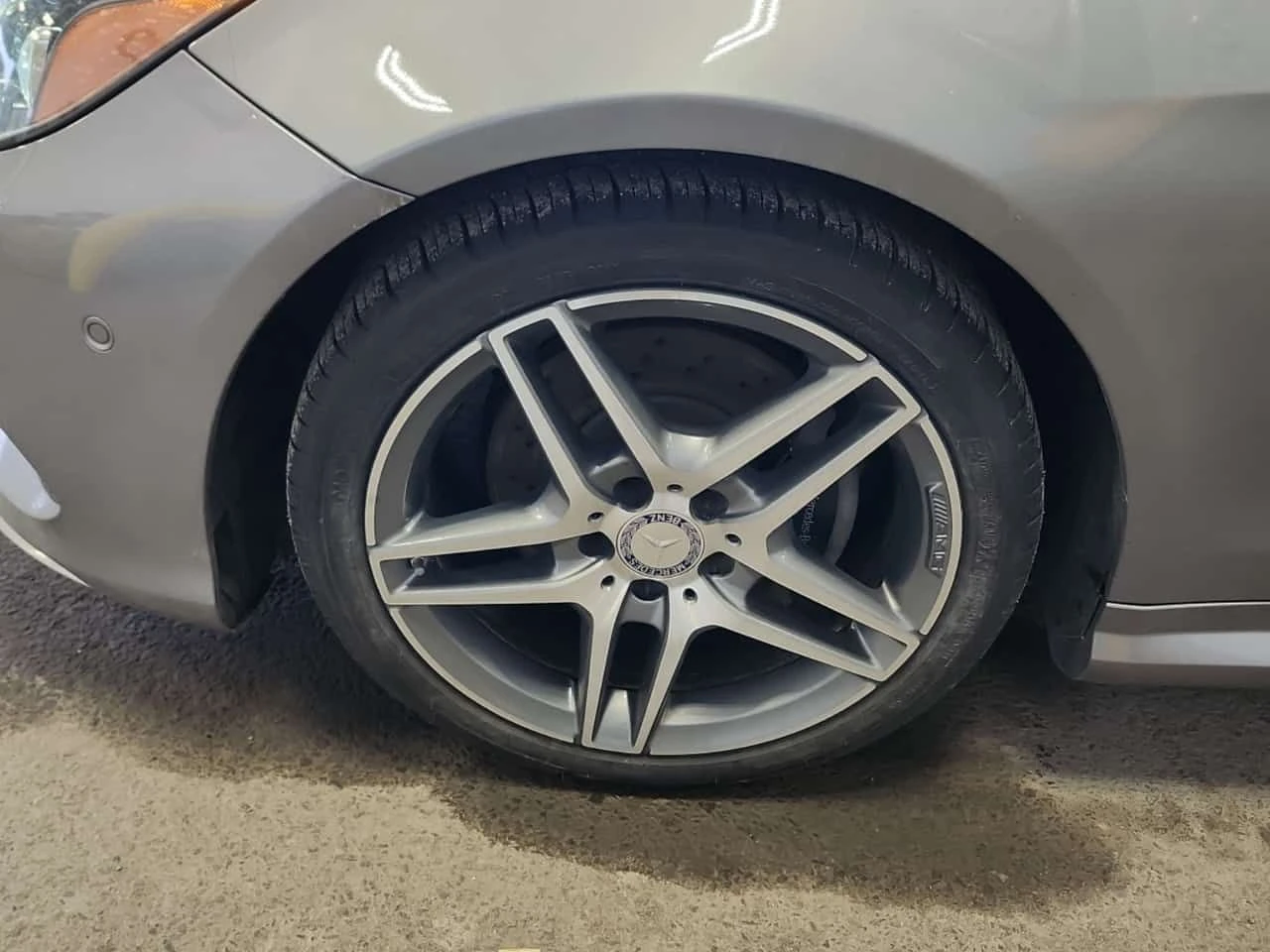 Mercedes-Benz E 400 АМГ Пакет/CARFAX /Кожа/Нави/Подгрев/Панорама - изображение 6