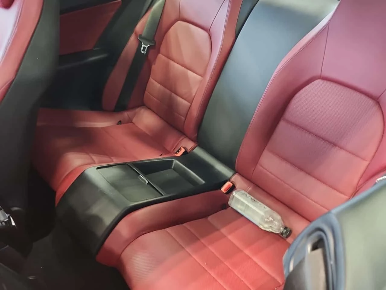 Mercedes-Benz E 400 АМГ Пакет/CARFAX /Кожа/Нави/Подгрев/Панорама, снимка 12 - Автомобили и джипове - 53740564