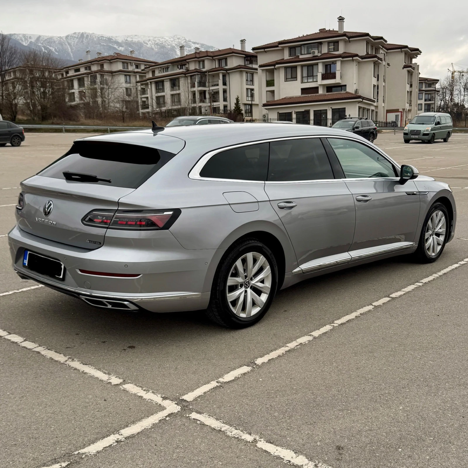 VW Arteon 2.0 tsi r line shooting brake 4 motion, снимка 5 - Автомобили и джипове - 53890988