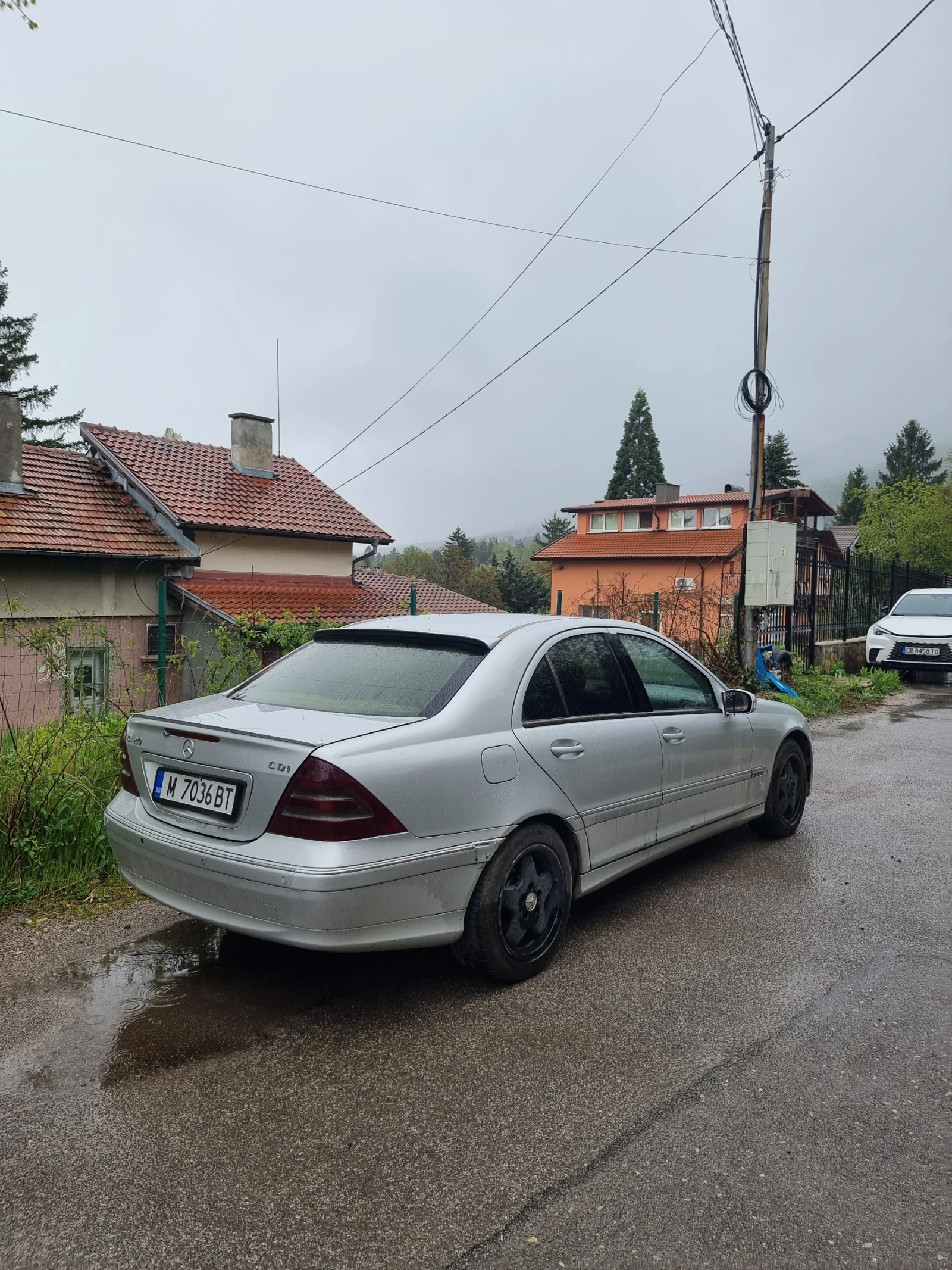 Mercedes-Benz C 220, снимка 5 - Автомобили и джипове - 54395097