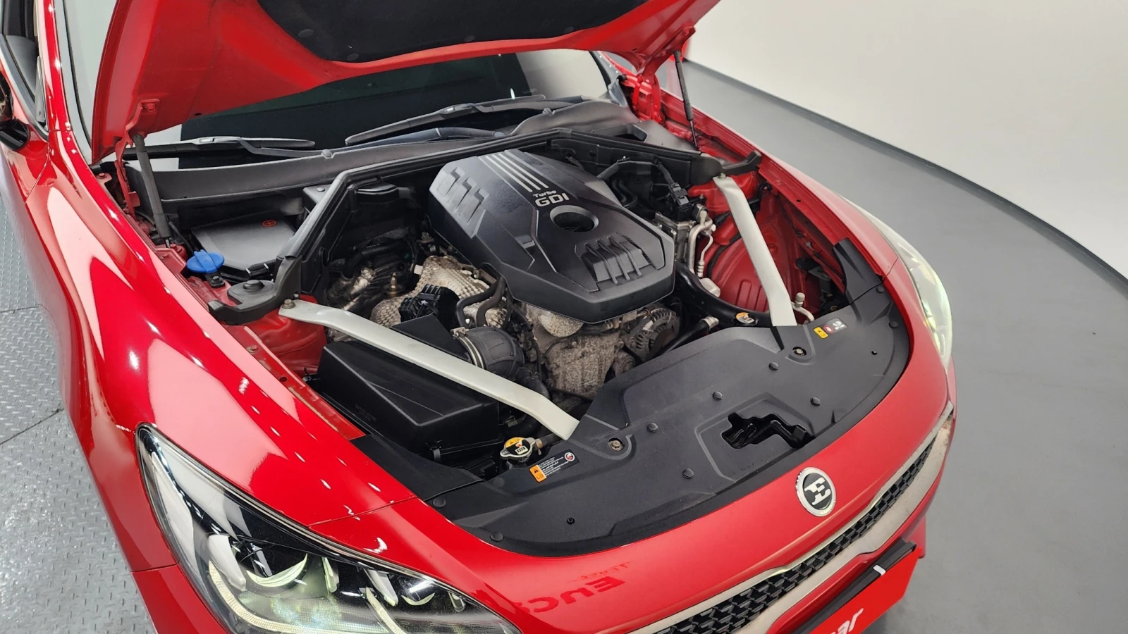 Kia Stinger 2.0 Turbo 2WD Dream Edition | 360  КАМЕРА | КОЖА, снимка 6 - Автомобили и джипове - 54782036