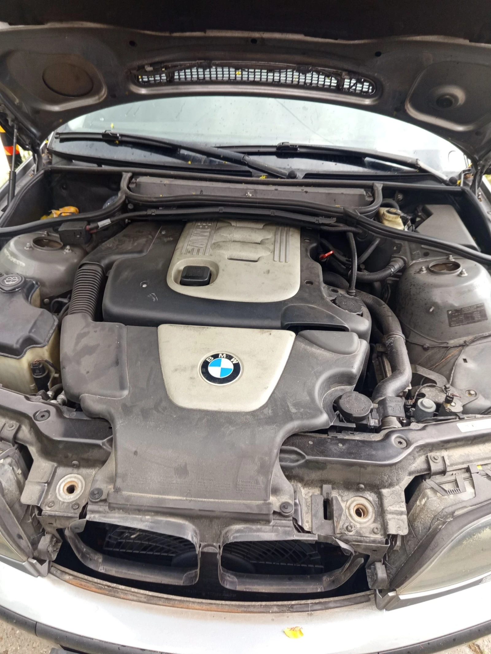 BMW 320 Комби, снимка 11 - Автомобили и джипове - 54960742