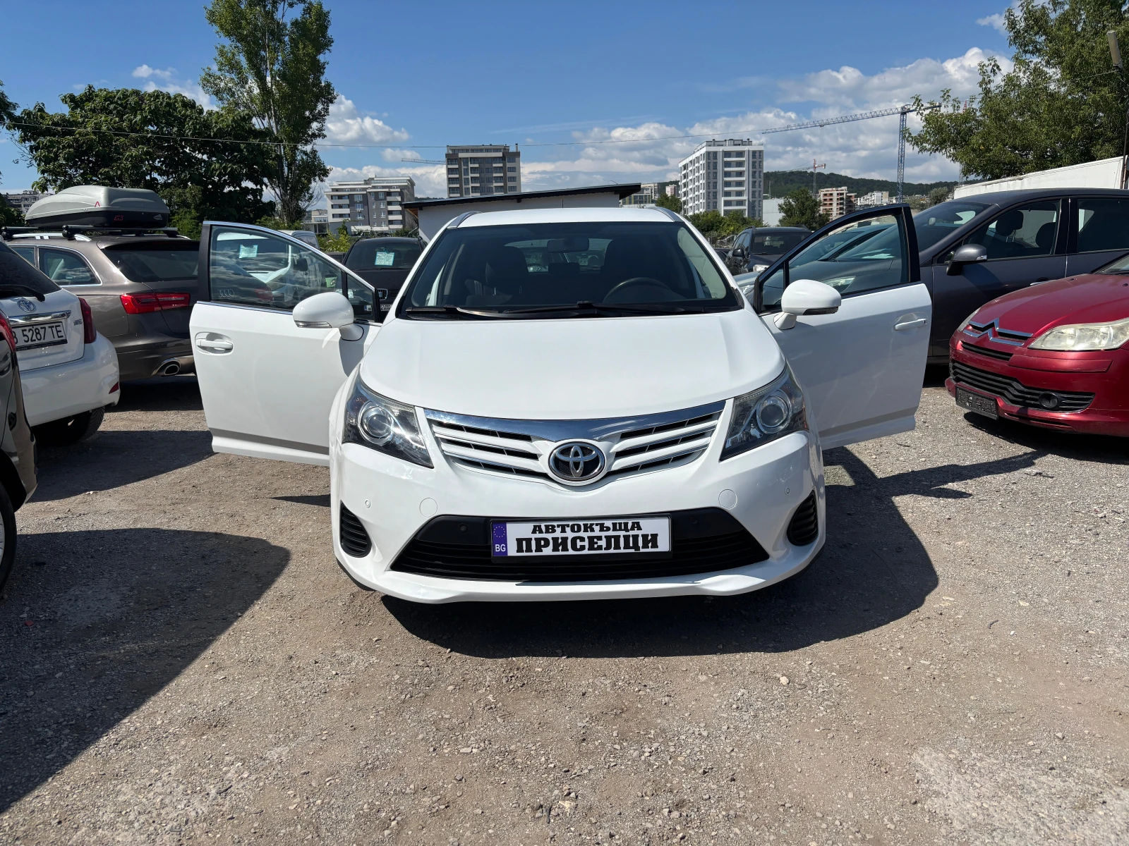 Toyota Avensis 1.6 БЕНЗИН