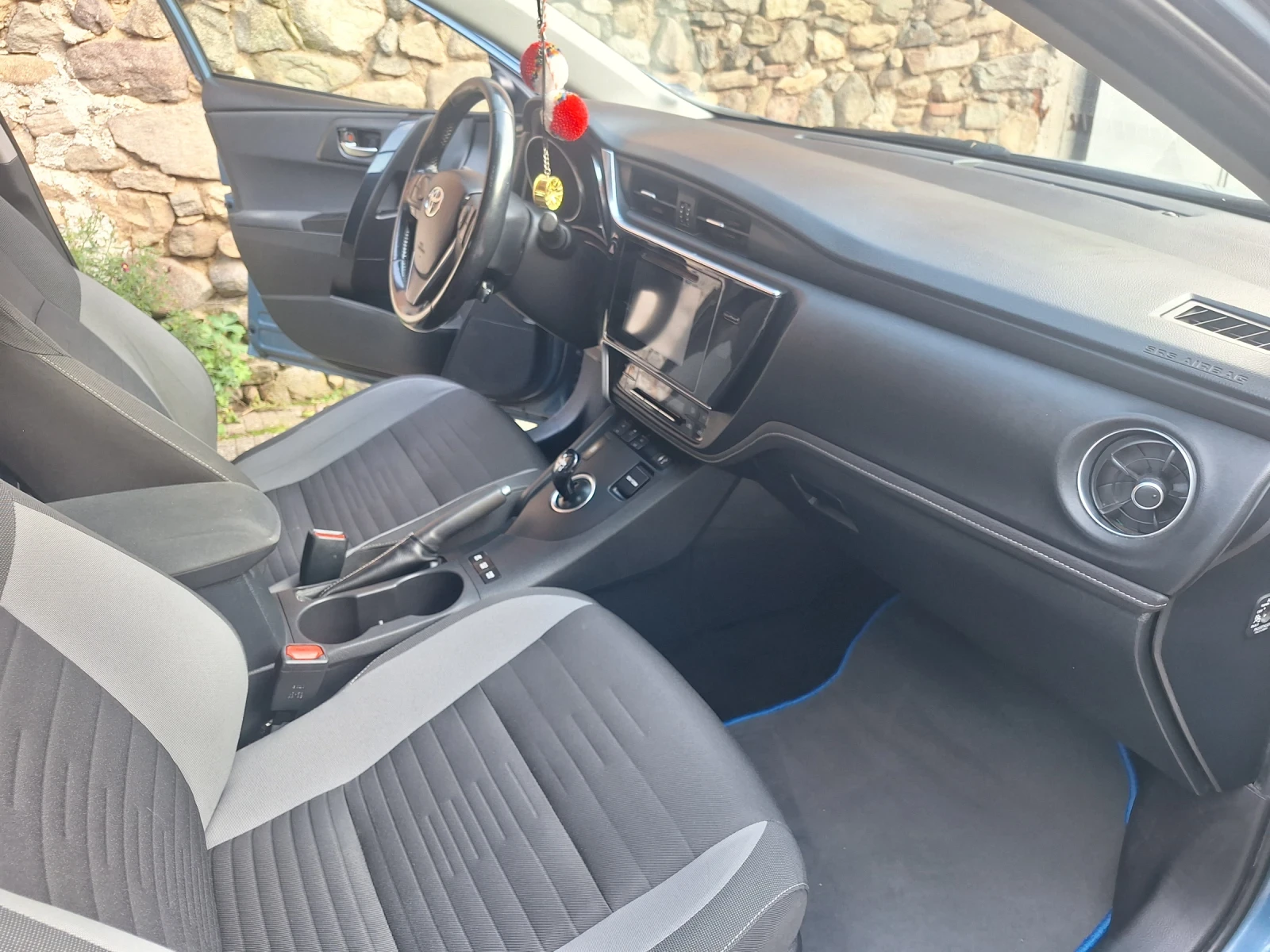 Toyota Auris | Mobile.bg � ����������� 9