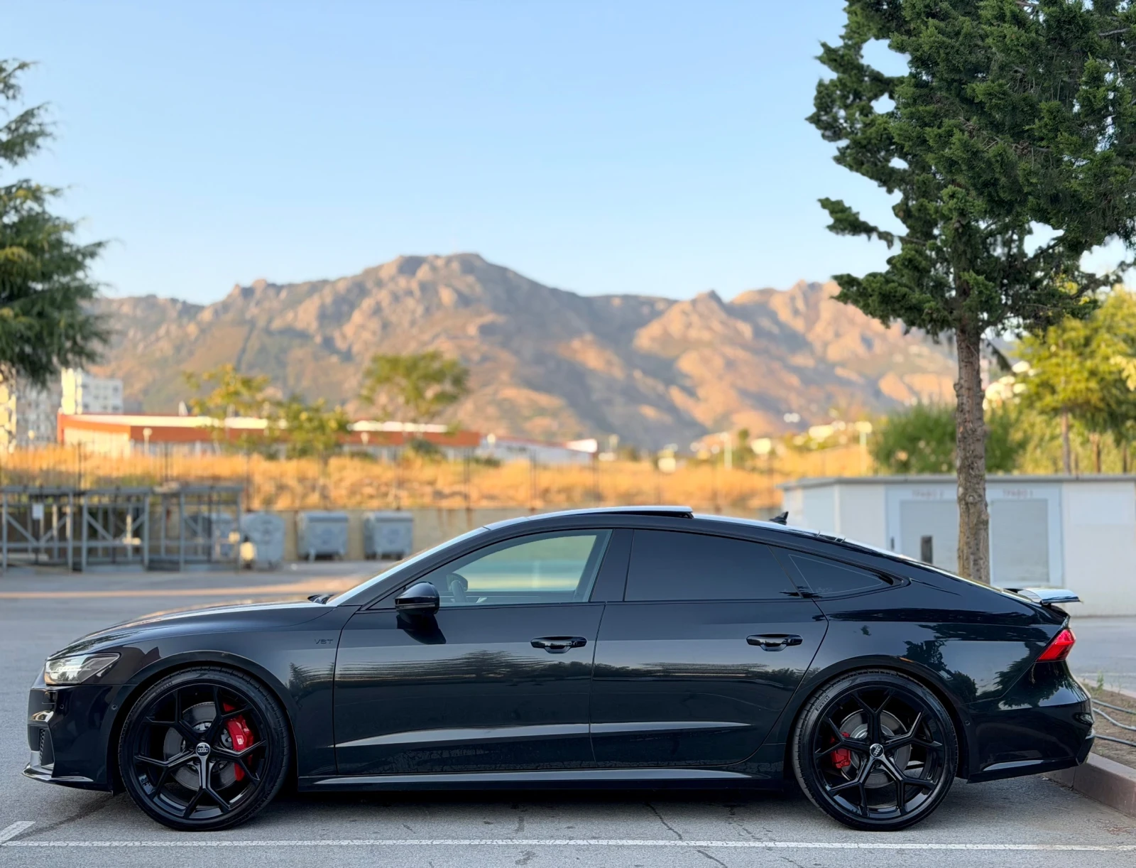 Audi A7 S7 55TFSI Quattro/B&O/Масаж/Head-up/360/, снимка 2 - Автомобили и джипове - 55772113