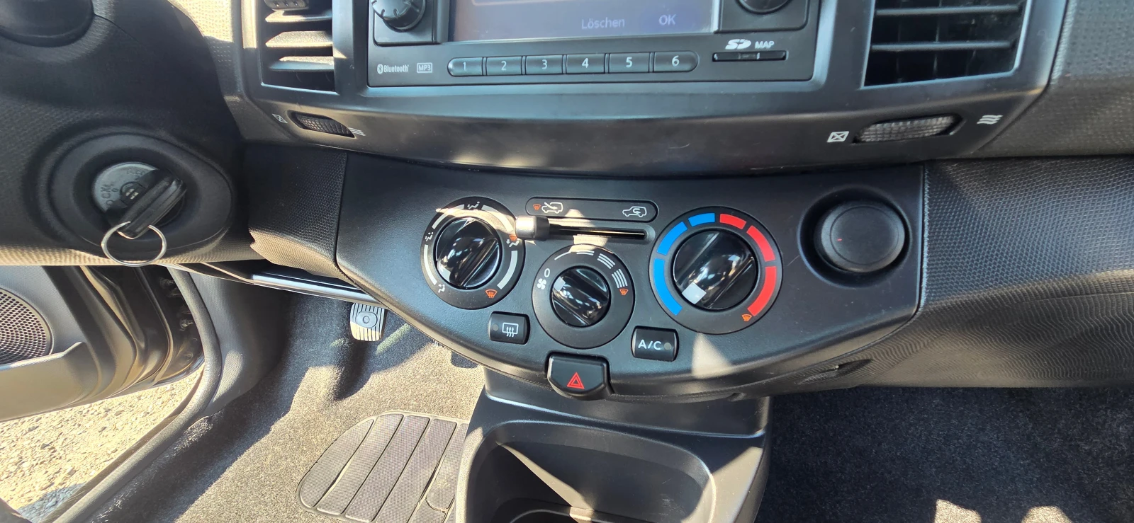 Nissan Micra 1.2 БЕНЗИН 4 ЦИЛИНДЪРА, снимка 10 - Автомобили и джипове - 56160739