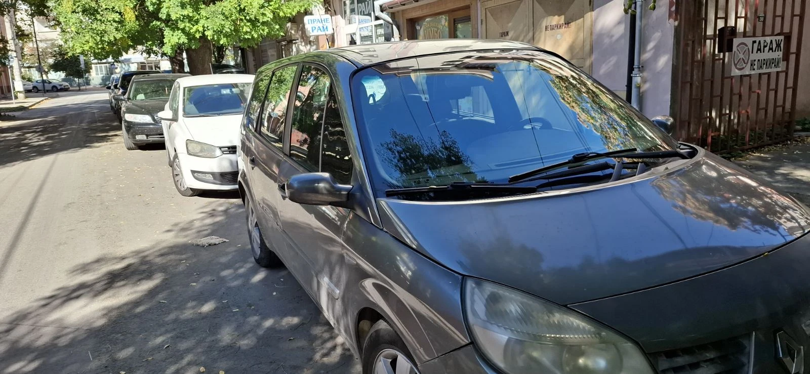 Renault Grand scenic 1.9 DCI, снимка 8 - Автомобили и джипове - 56576181