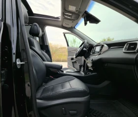Обява за продажба на Kia Sorento FULL 2.2CRDI 4WD Carplay PANORAMA ~30 990 лв. - изображение 6 | Auto.bg Обява за продажба на Kia Sorento FULL 2.2CRDI 4WD Carplay PANORAMA ~30 990 лв. - изображение 6