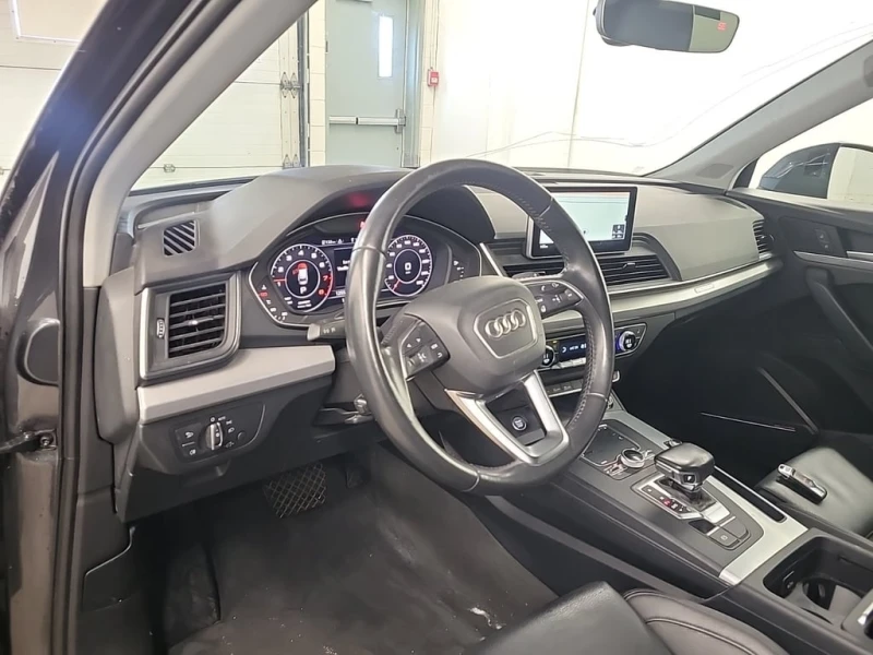 Audi Q5 * TECHNIK * CARFAX * БЕЗ ПЪРВОНАЧАЛНА ВНОСКА, снимка 9 - Автомобили и джипове - 53231801