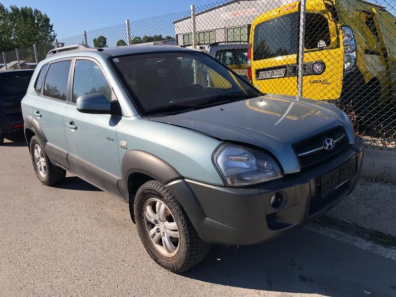 Hyundai Tucson 2.0CRDI 113, снимка 1 - Автомобили и джипове - 46426151