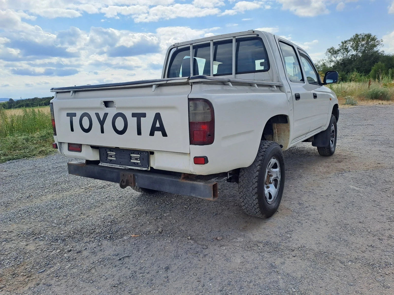 Toyota Hilux 2.4 tdi - изображение 3