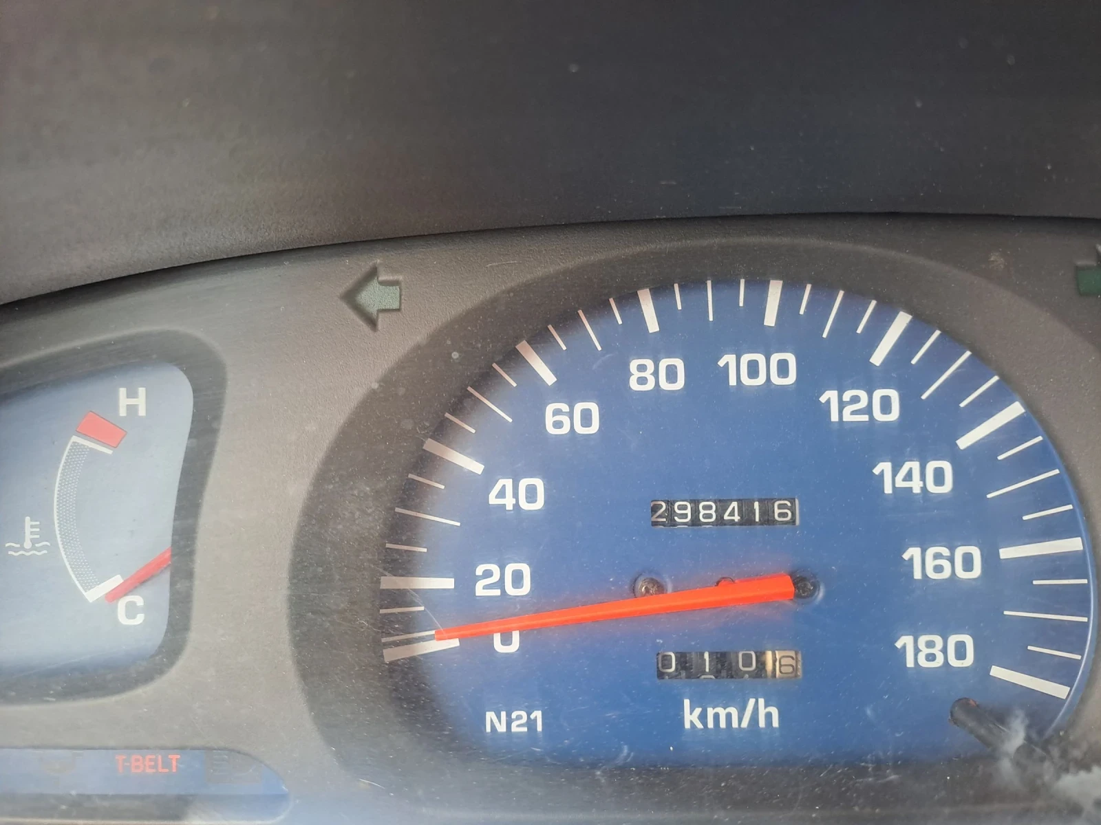 Toyota Hilux 2.4 tdi - изображение 10