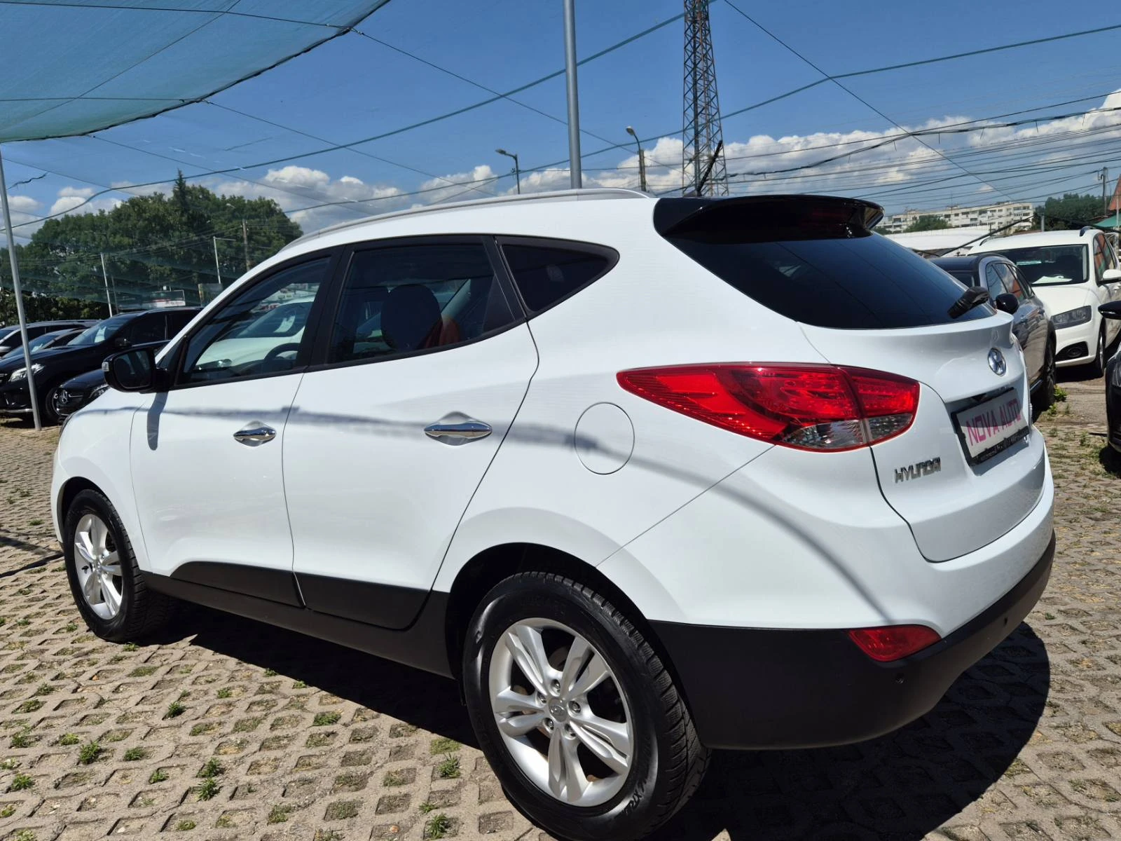 Hyundai IX35 1.7D-XPOSSIBLE  - изображение 2