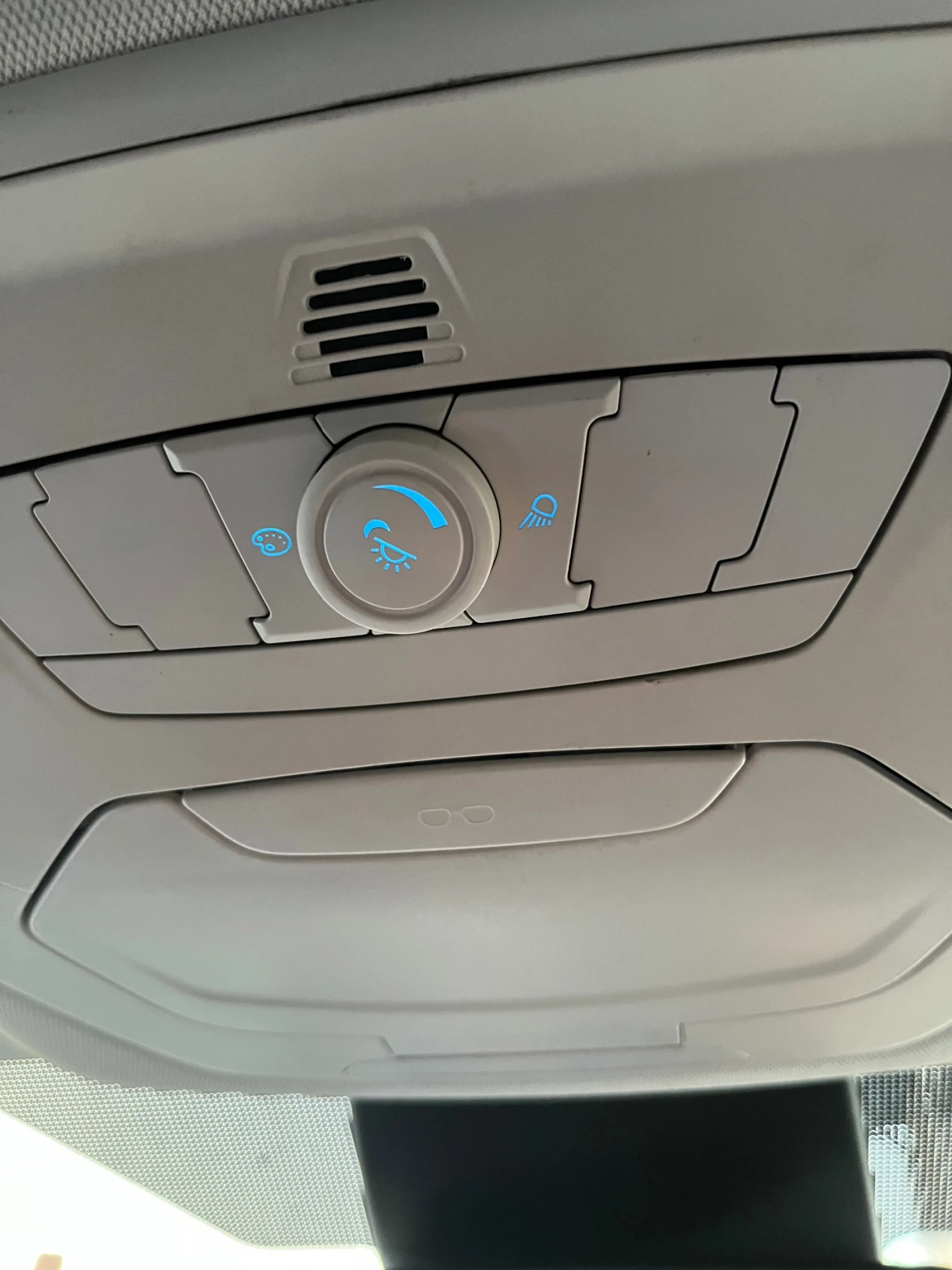 Ford Kuga 2.0 TITANIUM  - изображение 10