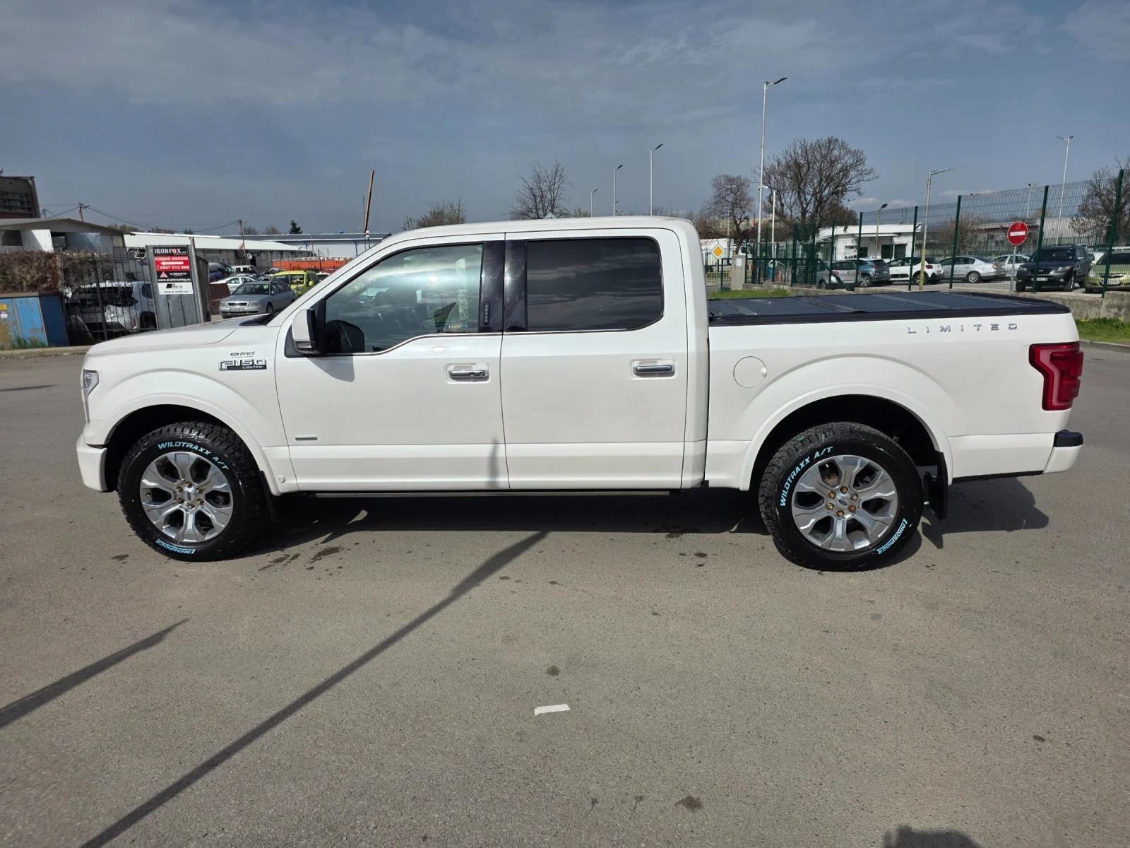 Ford F150 LIMITED НАЛИЧЕН, снимка 8 - Автомобили и джипове - 53740157