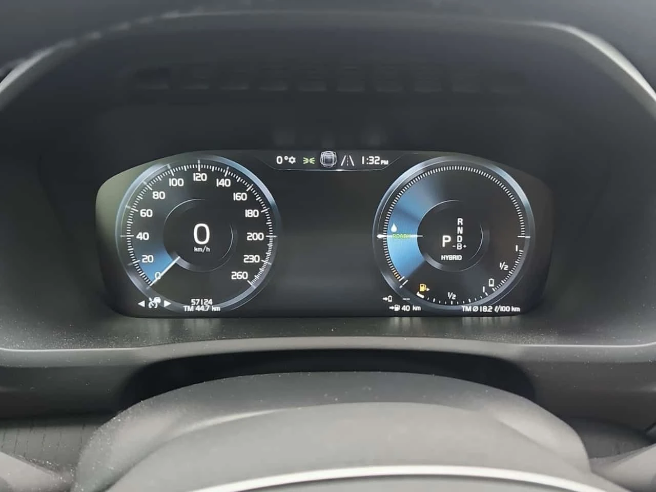 Volvo Xc90  INSCRIPTION /Bowers & Wilkins / 360 /DIS, снимка 9 - Автомобили и джипове - 53947743