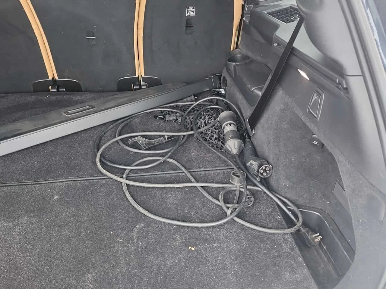 Volvo Xc90  INSCRIPTION /Bowers & Wilkins / 360 /DIS, снимка 15 - Автомобили и джипове - 53947743