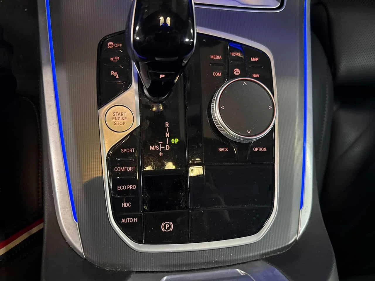 BMW X5  xDrive40i /360/HUD, снимка 13 - Автомобили и джипове - 54156361