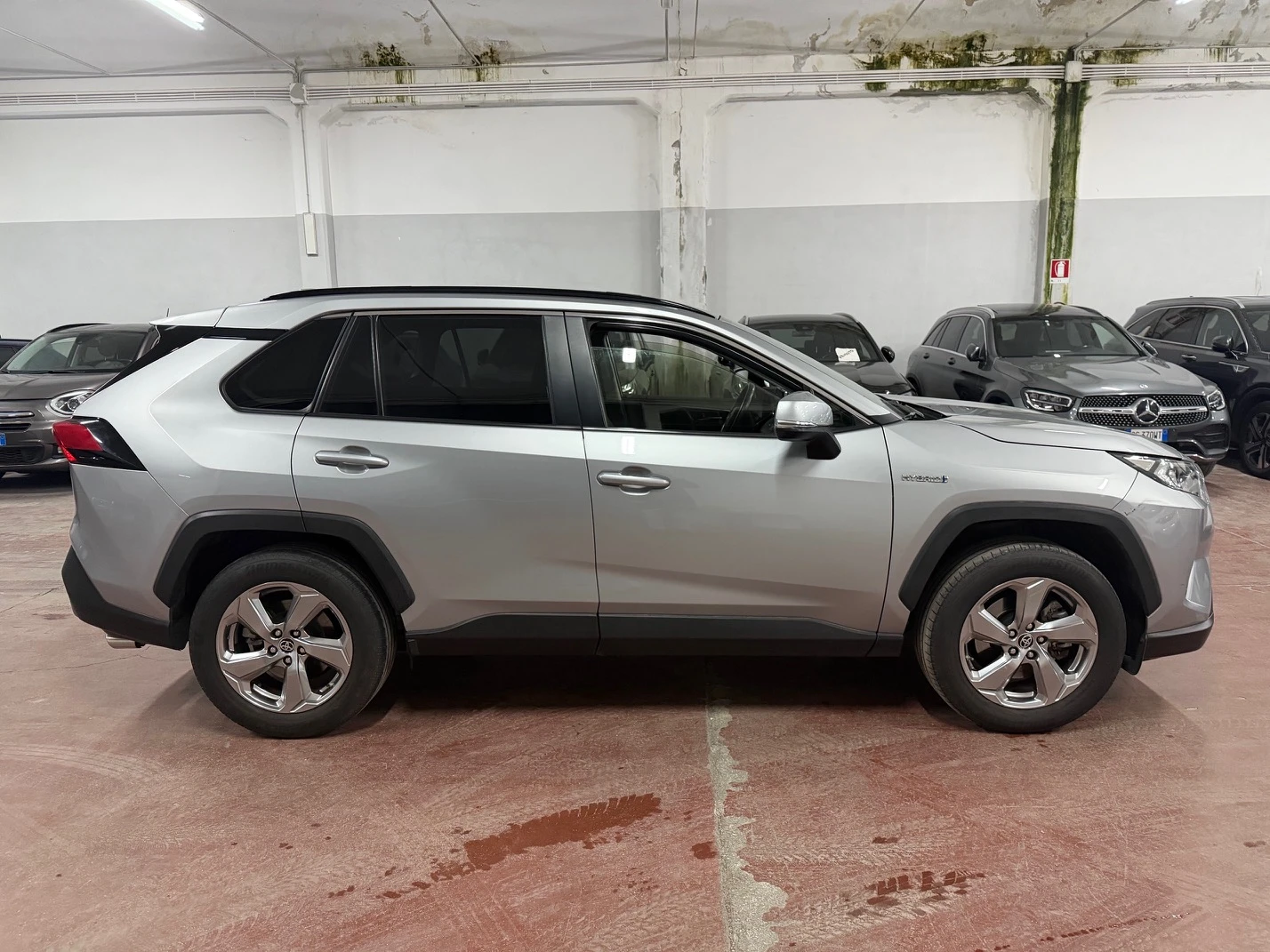 Toyota Rav4 2.5 VVT-i Dynamic, снимка 6 - Автомобили и джипове - 54281527