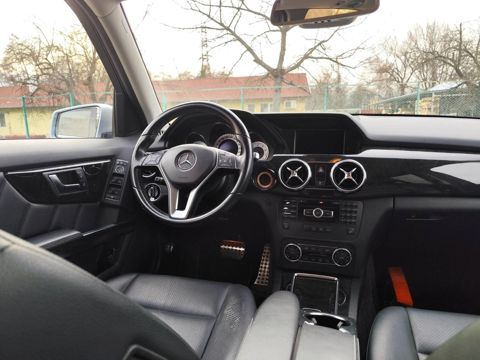 Mercedes-Benz GLK 350 4MATIC 7G-TRONIC, снимка 12 - Автомобили и джипове - 54732821